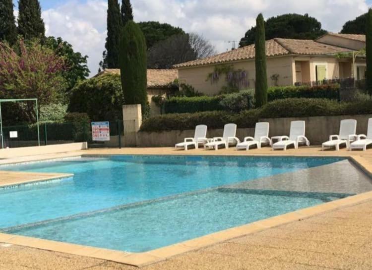 Saint-Rémy-de-Provence Mazet De Maloヴィラ エクステリア 写真